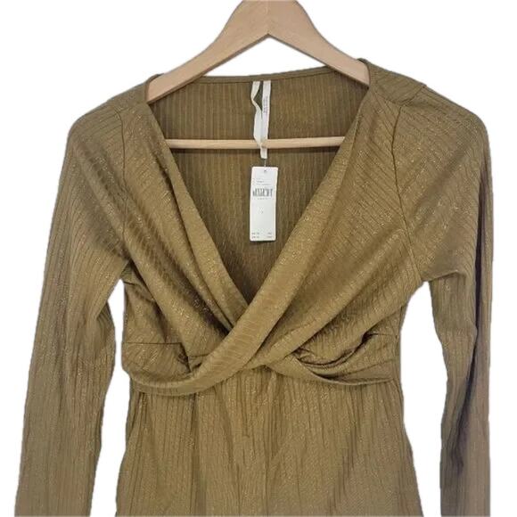 ANTHROPOLOGIE Green/Gold Twist-Front Shimmer Top Size Small NWT - Picture 12 of 16